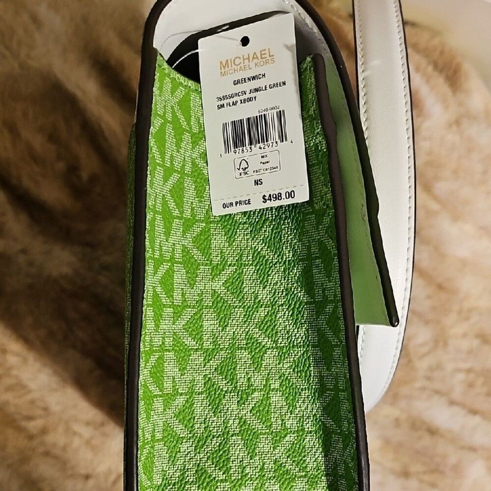 Michael Kors Green and White Crossbody Bag NWT - Picture 2 of 11